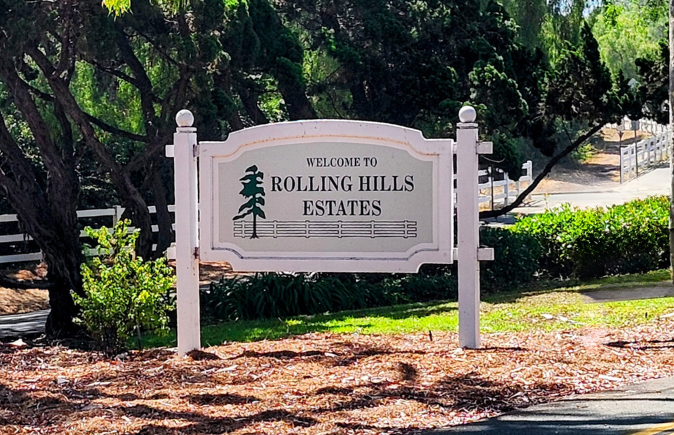 Welcome to Rolling Hills Estates Sign